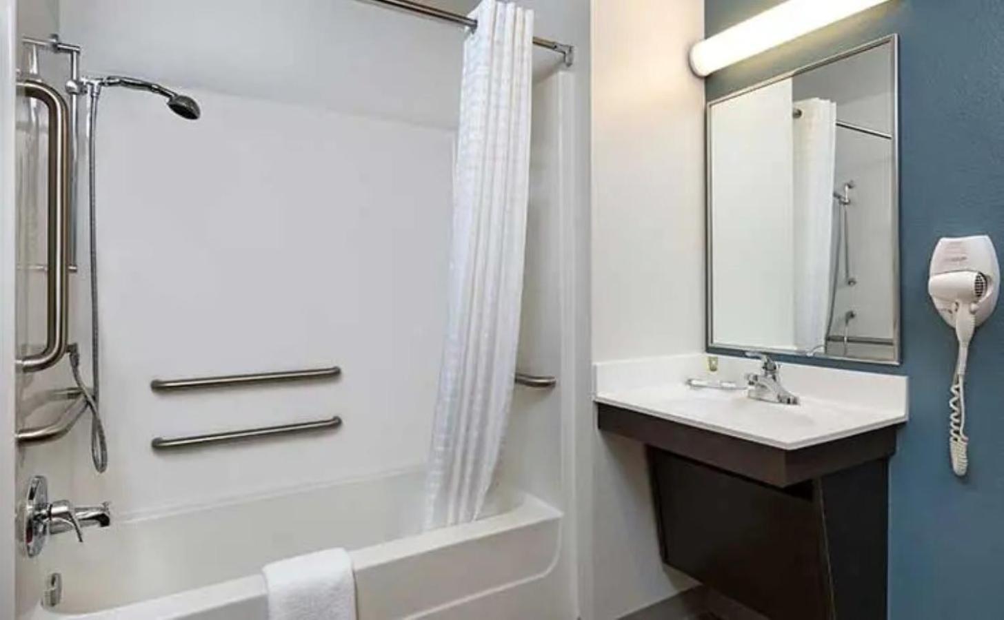 Woodspring Suites Austin Central Exterior foto